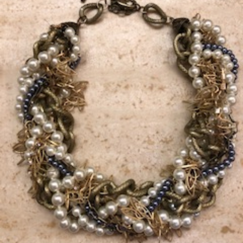Small Pearls Choker Necklace